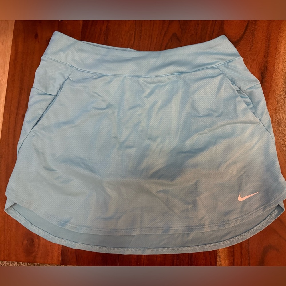 Nike Dri Fit Light Blue Athletic Skirt with Shorts size M